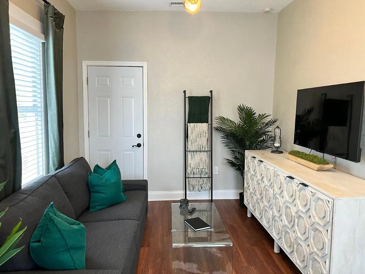 Updated Condo In Heart Of Tampa 2